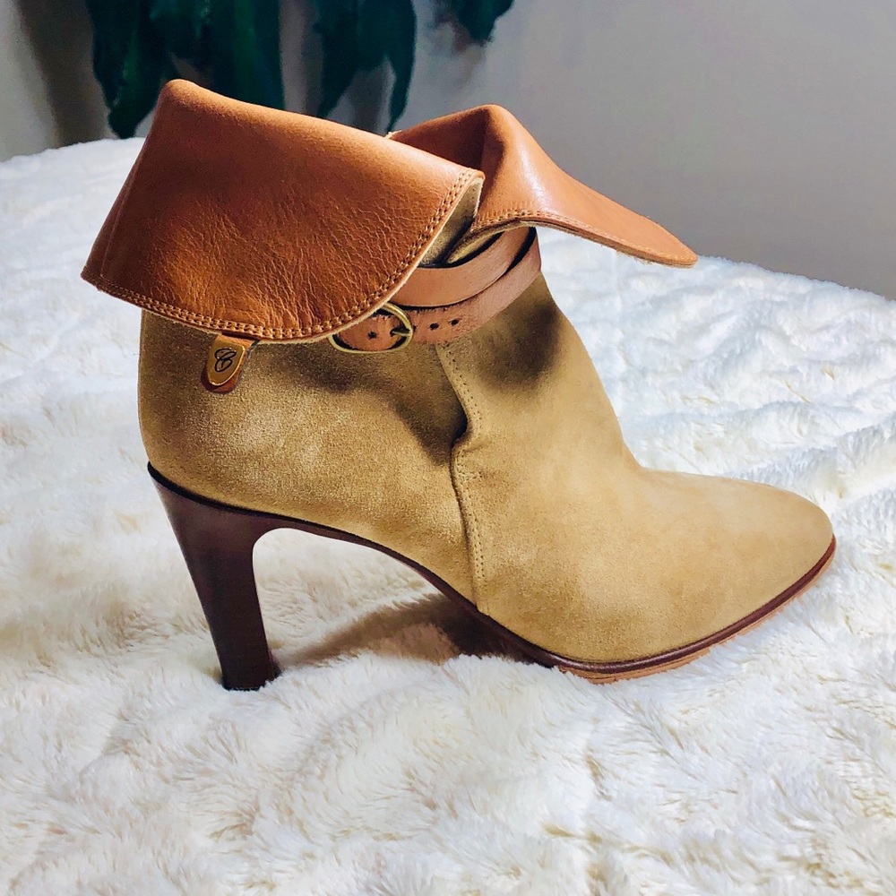 🥂HP🥂NWOT! Chloe Fold Over Suede Ankle Boots - Picture 5 of 8